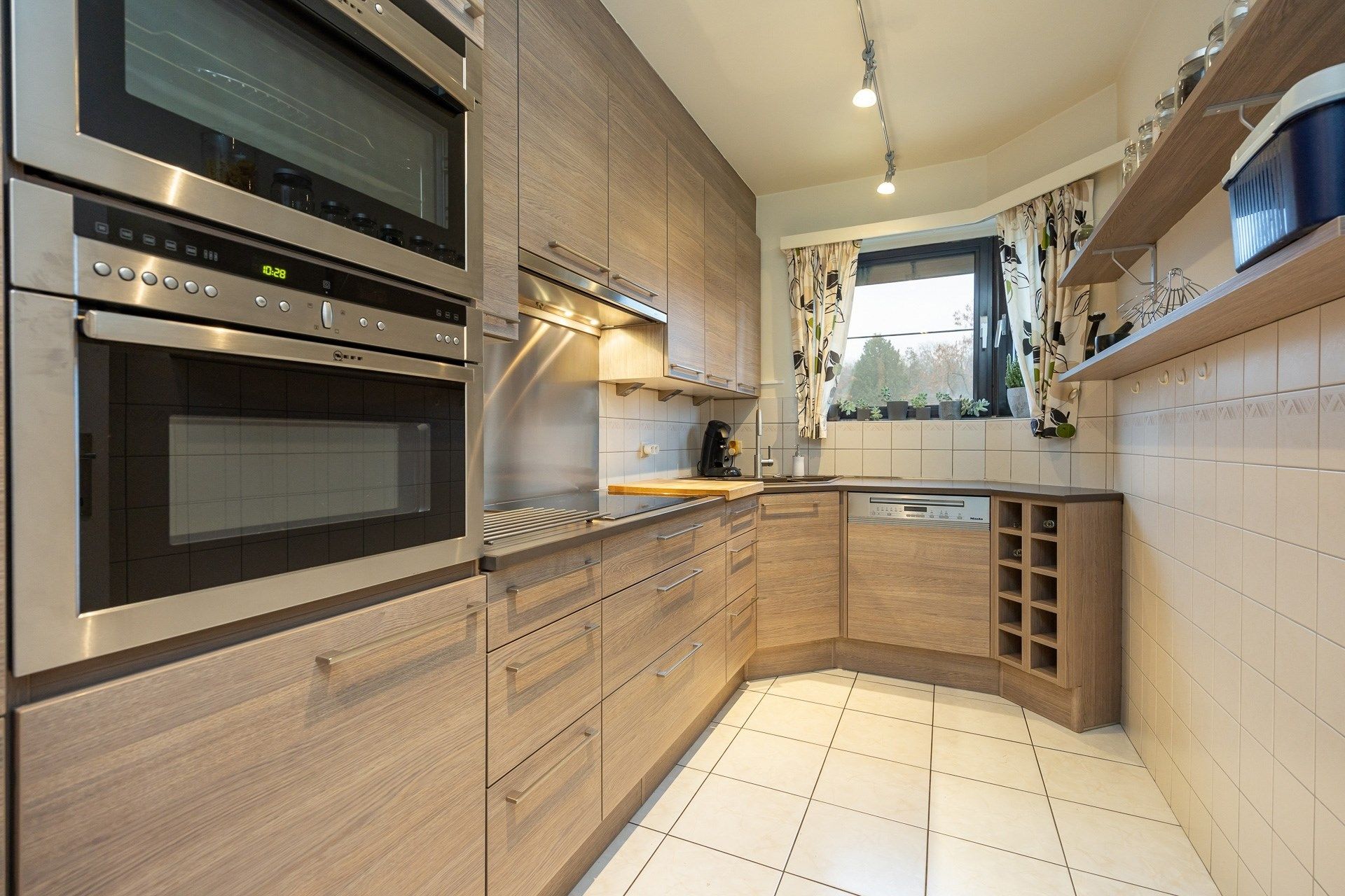 Instapklaar appartement op de eerste verdieping met 2 slaapkamers en garage foto 6