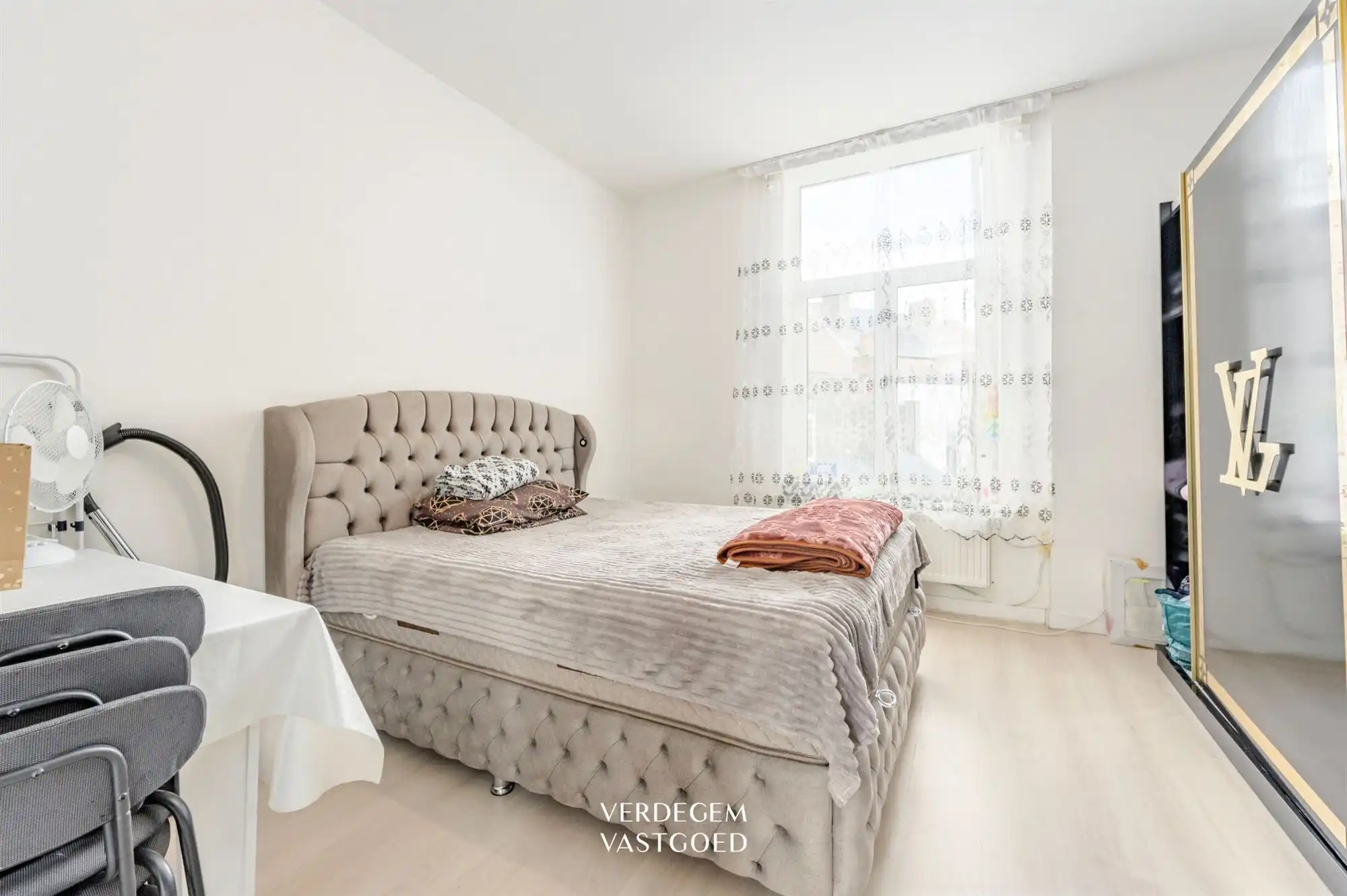 Opbrengsteigendom met 4 appartementen, verder af te werken foto 4