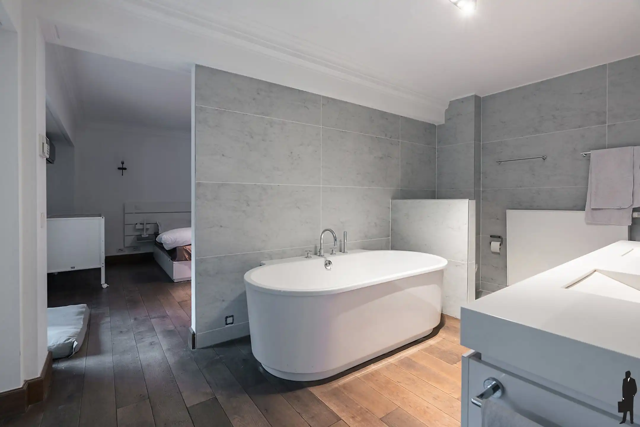 Unieke loftvilla met high-end afwerking en een fenomenale private stadstuin van 400 m² foto 29
