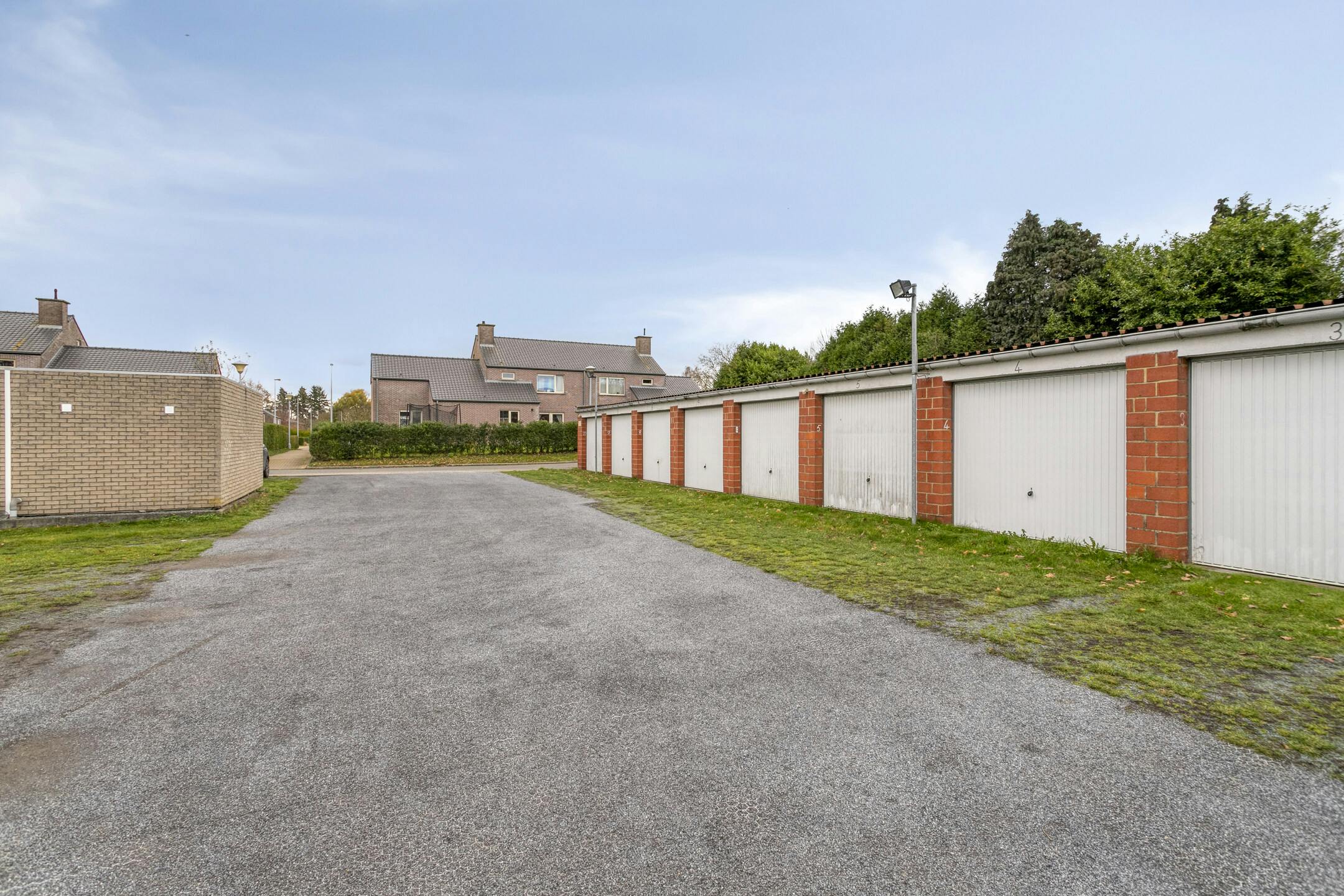 Instapklaar 2-slaapkamerappartement in centrum Merelbeke foto 10