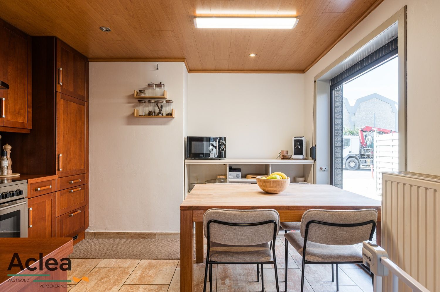 Gezinswoning met 4 slaapkamers in Zomergem foto 12