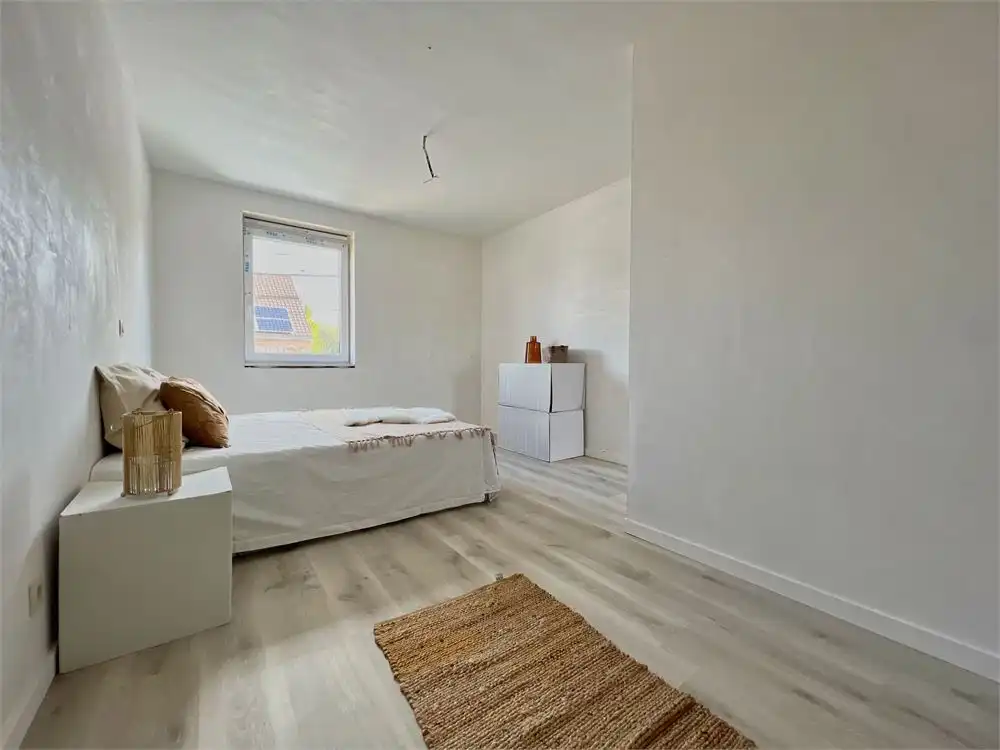 Topper! Prachtige, lichtrijke woning met zonnige tuin! foto 9