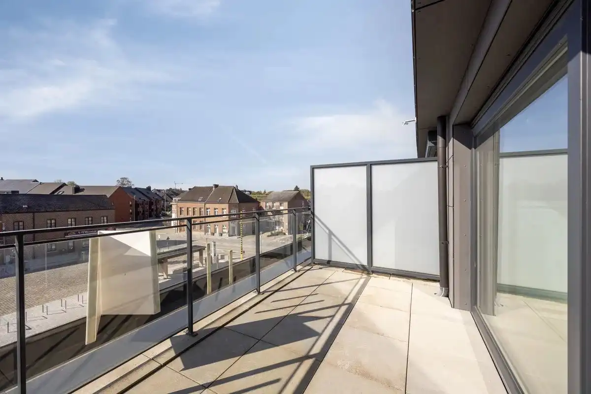 UNIEK PETNHOUSE (DUPLEX) VAN 192 M² MET 3 SLPK'S MET PRACHTIG ZICHT IN BORGLOON foto 9