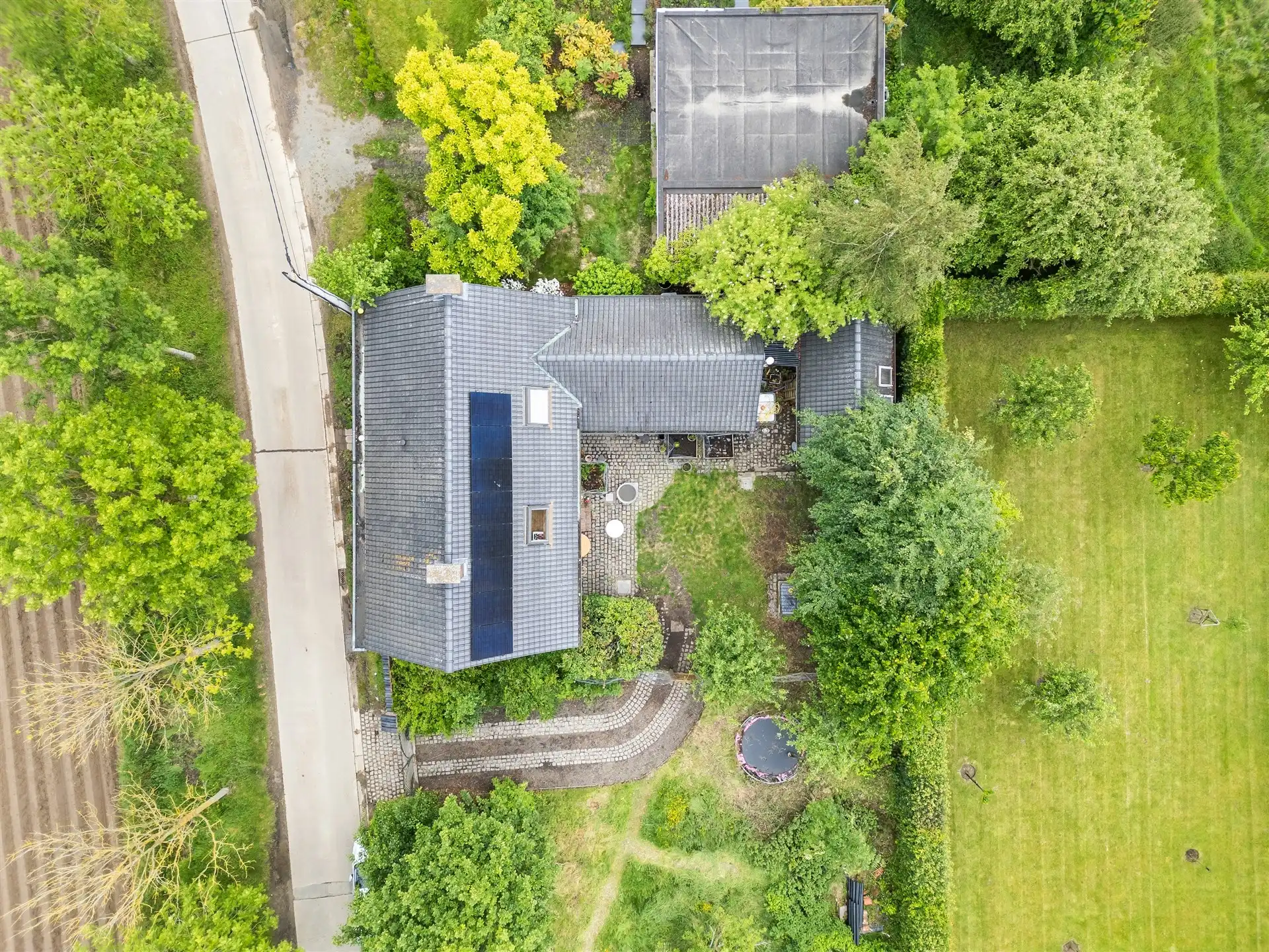Charmante L-woning in het groene Oosterzele foto 24