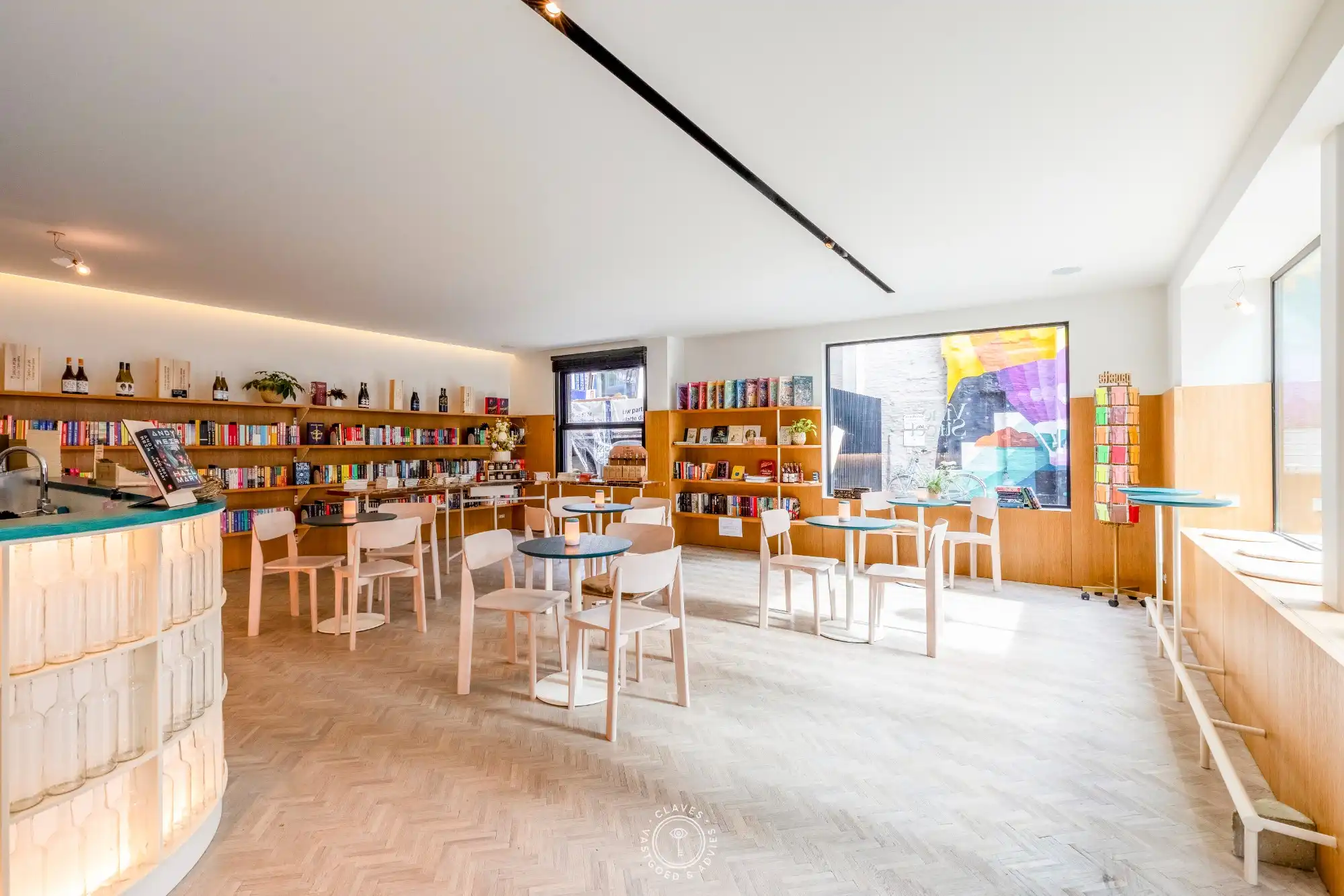 Veelzijdig en instapklaar handelspand met veel potentieel op een topligging foto 4