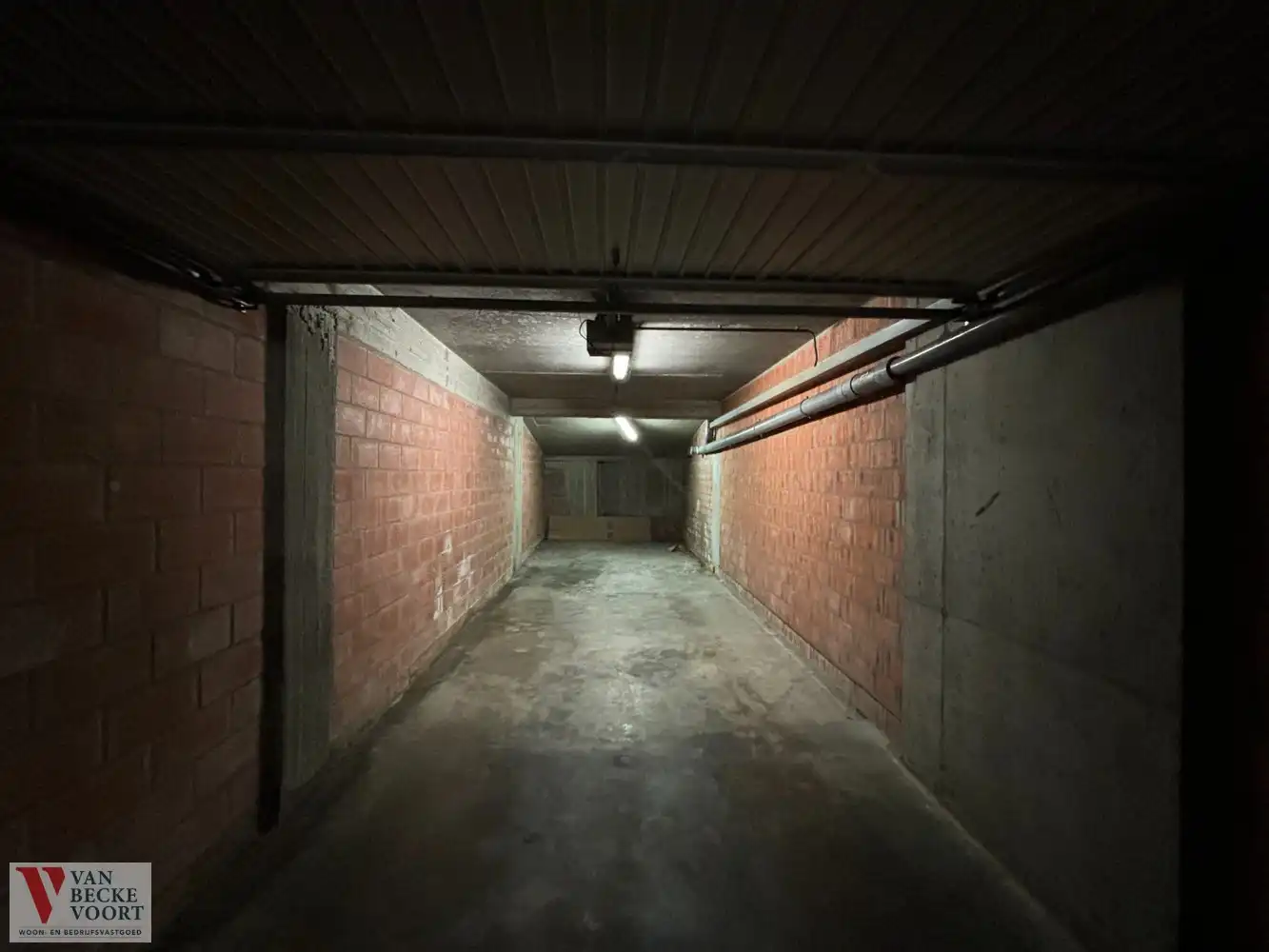 Garagebox in stadscentrum Oostende foto 6