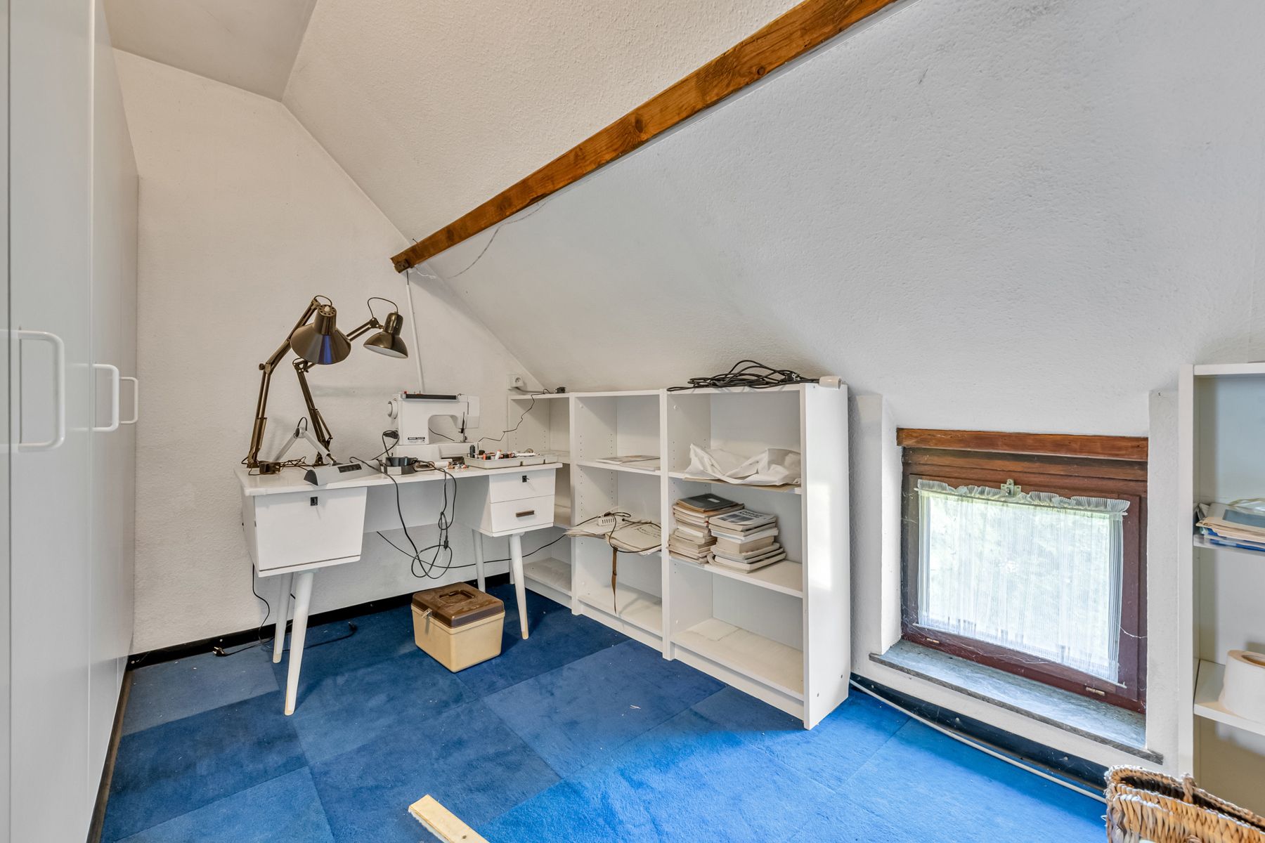 Charmante woning met karakter – ideaal renovatieproject! foto 13