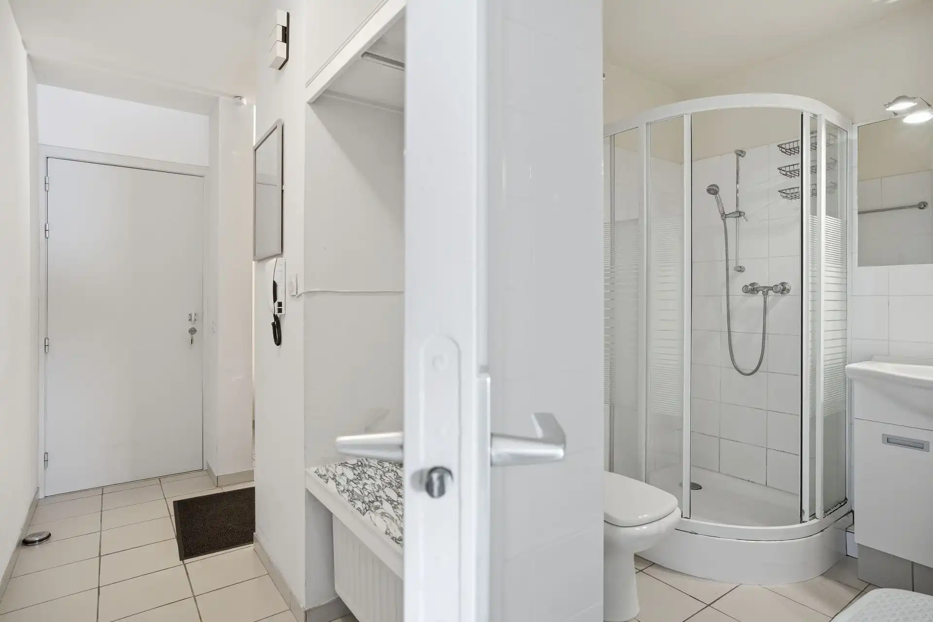 FRONTAAL ZEEZICHT / SLAAPHOEK foto 14