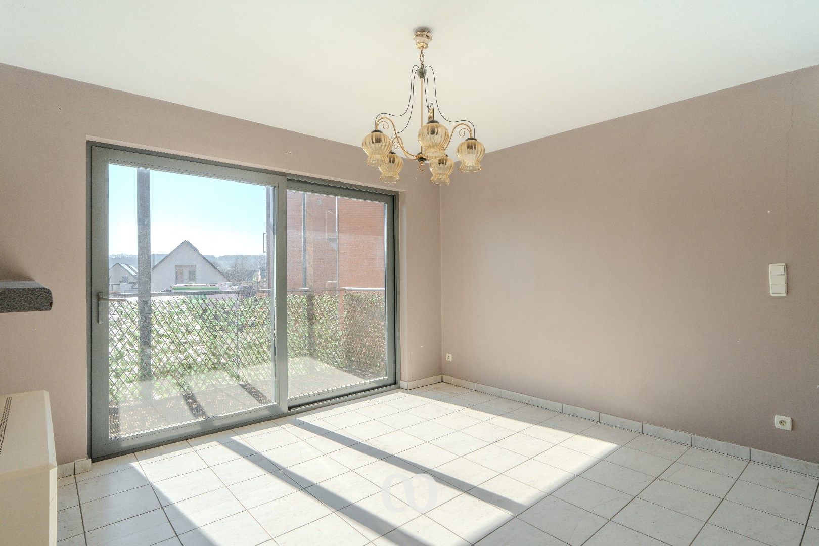 Appartement met twee slaapkamers op gunstige locatie foto 4