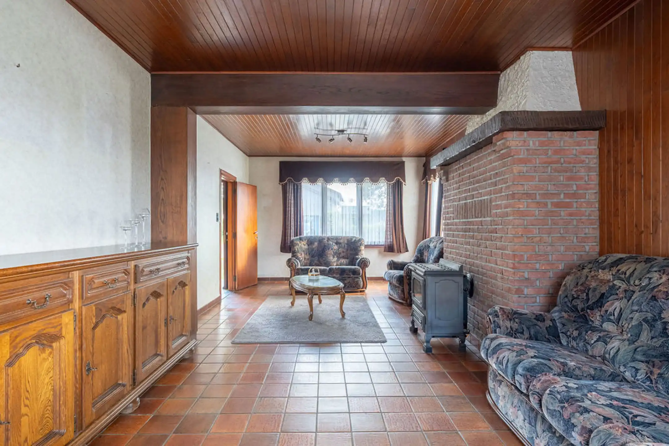 Te renoveren woning op een mooi en gunstig gelegen perceel van in totaal 6.449 m². foto 23