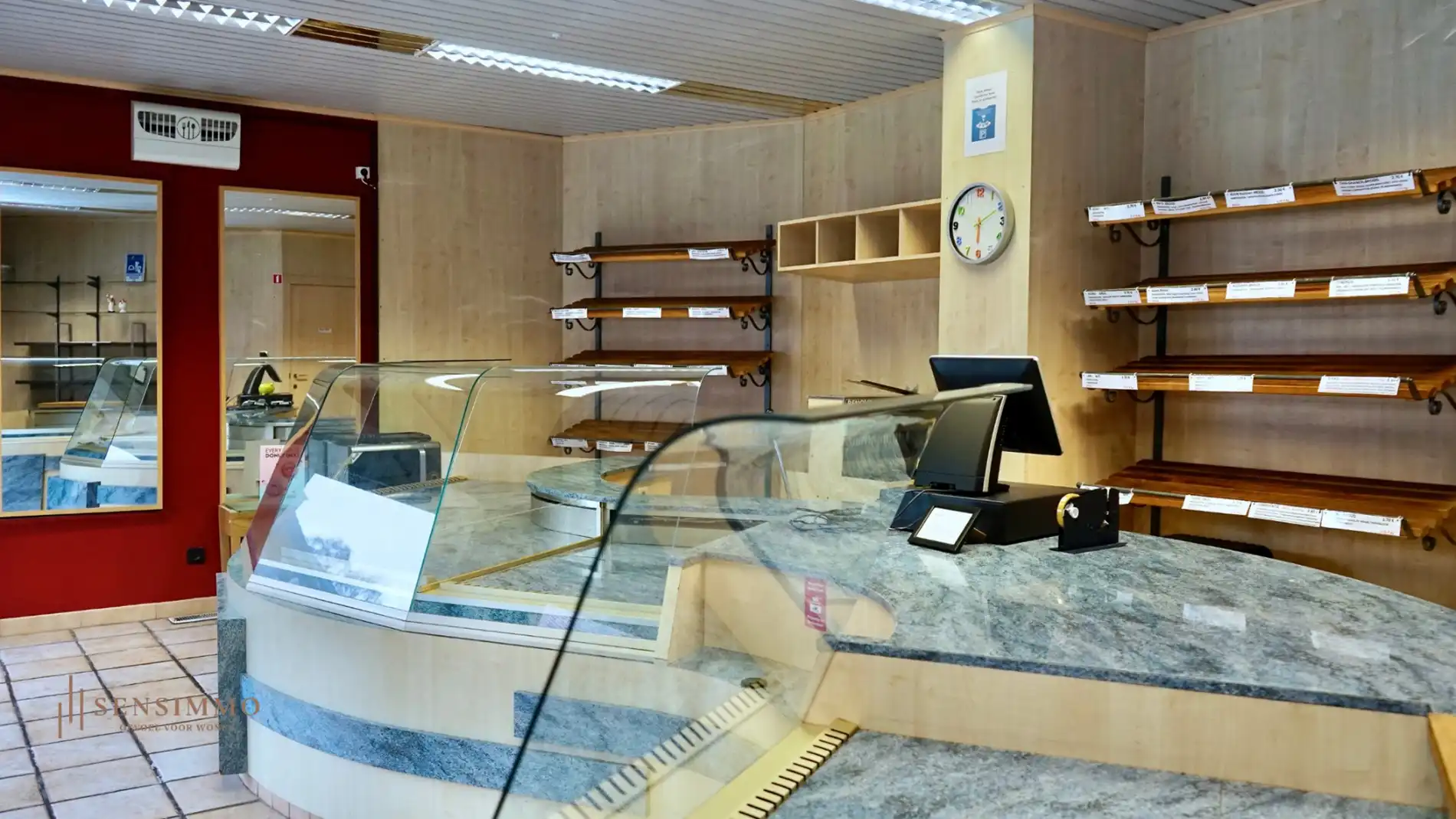 Te renoveren handelshuis/Bakkerij met inboedel nabij LABIOMISTA foto 3