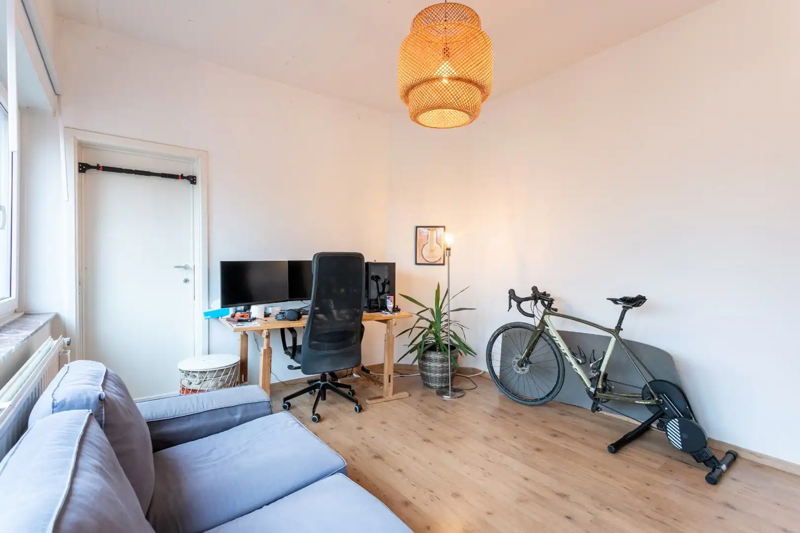 Opbrengsteigendom: commercieel glv en 3 appt foto 15