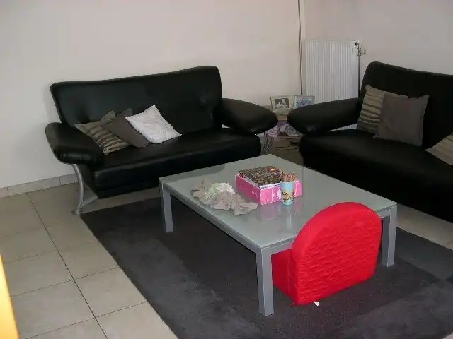 Zeer mooi en ruim duplex appartement in centrum van Overpelt foto 2