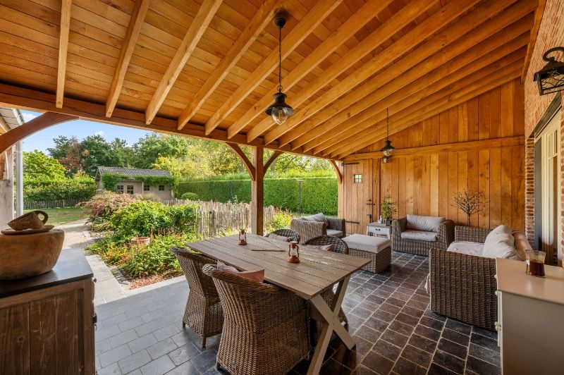 Villa van 319m² in pastorale stijl op 10a16ca foto 32