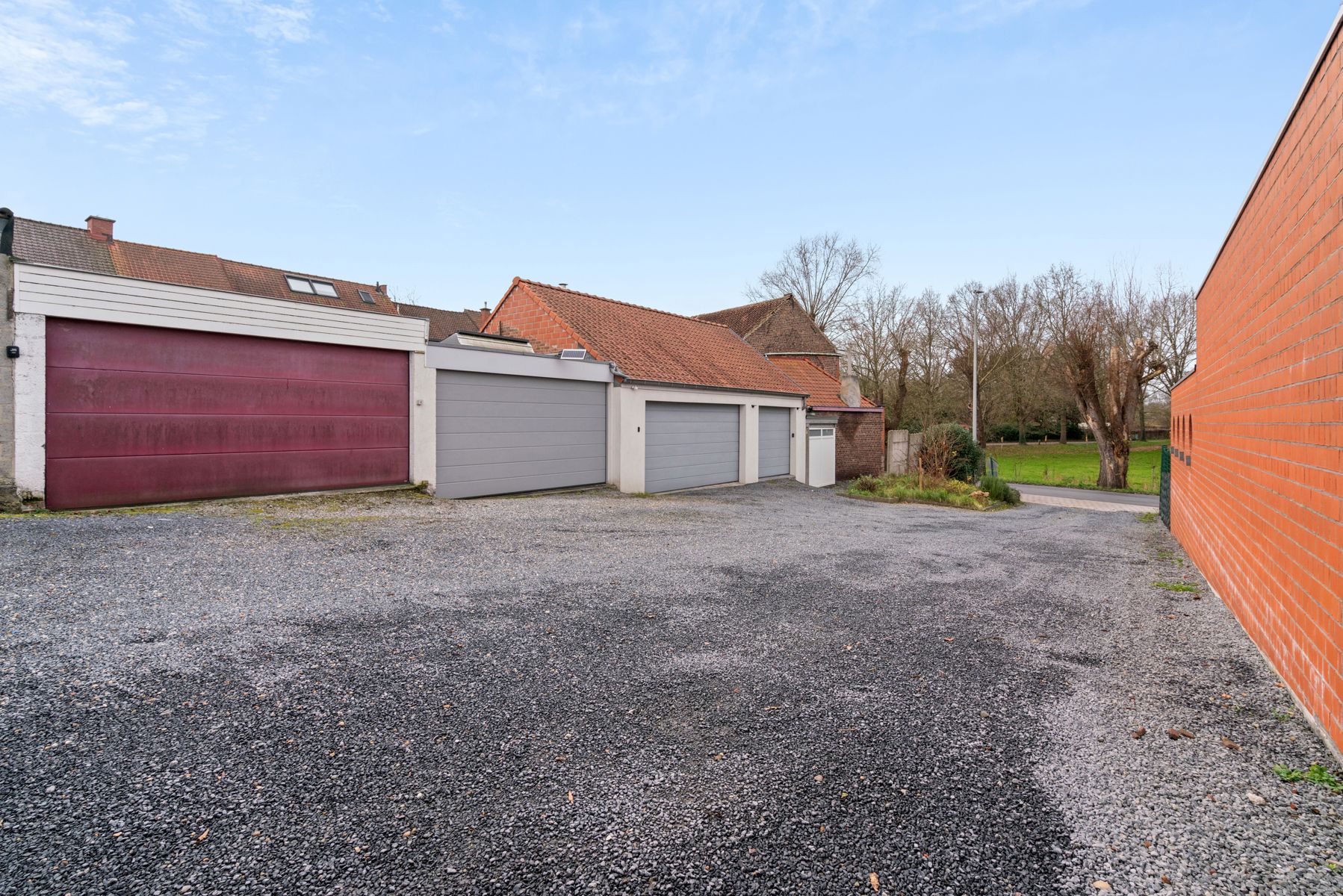 Karaktervolle woning met dubbele garage! foto 15