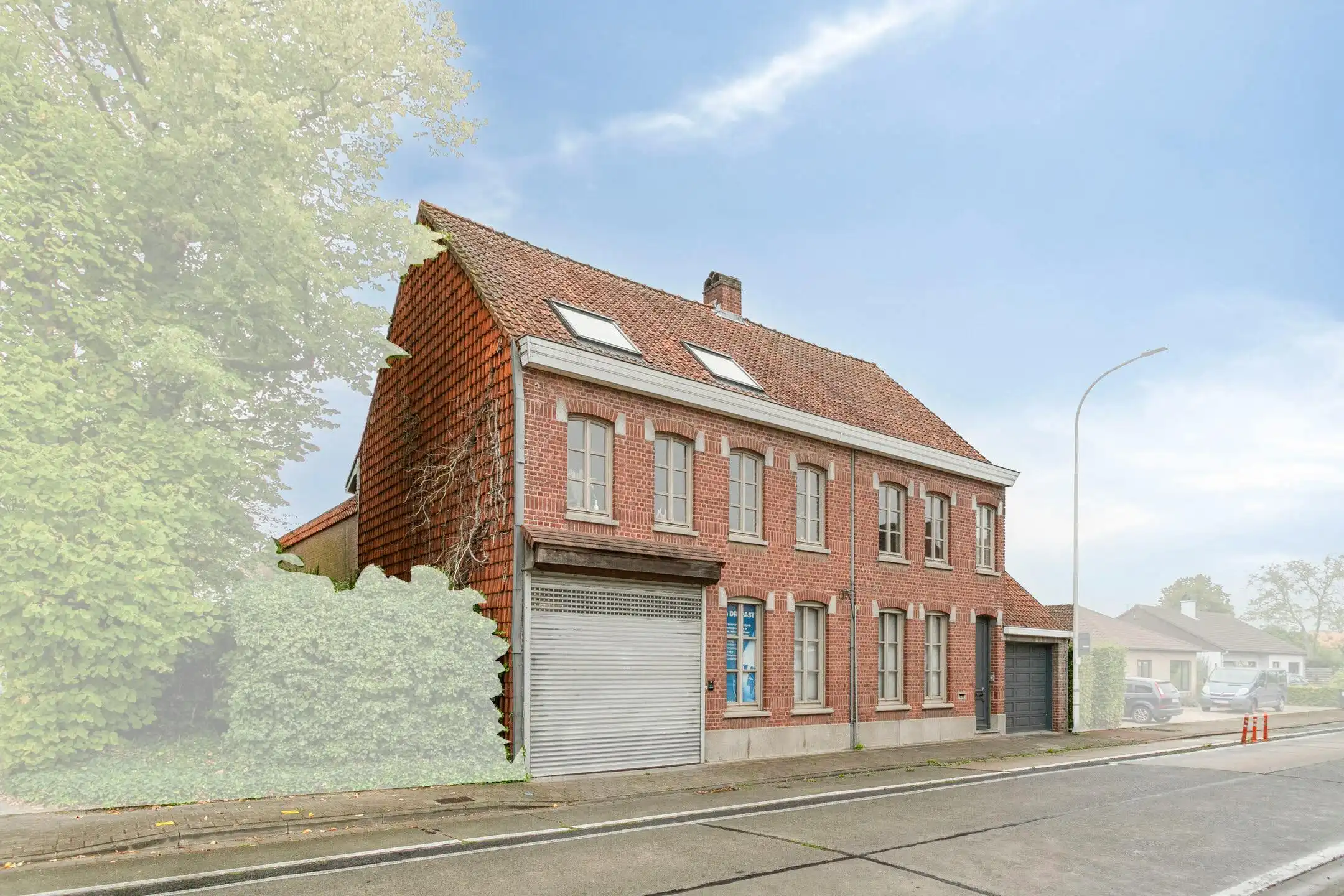 Ruime herenwoning met magazijn te koop in Deerlijk foto 22