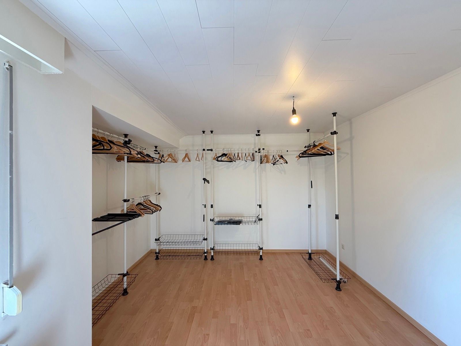 Woning met 3 slaapkamers, tuin en garage foto 19