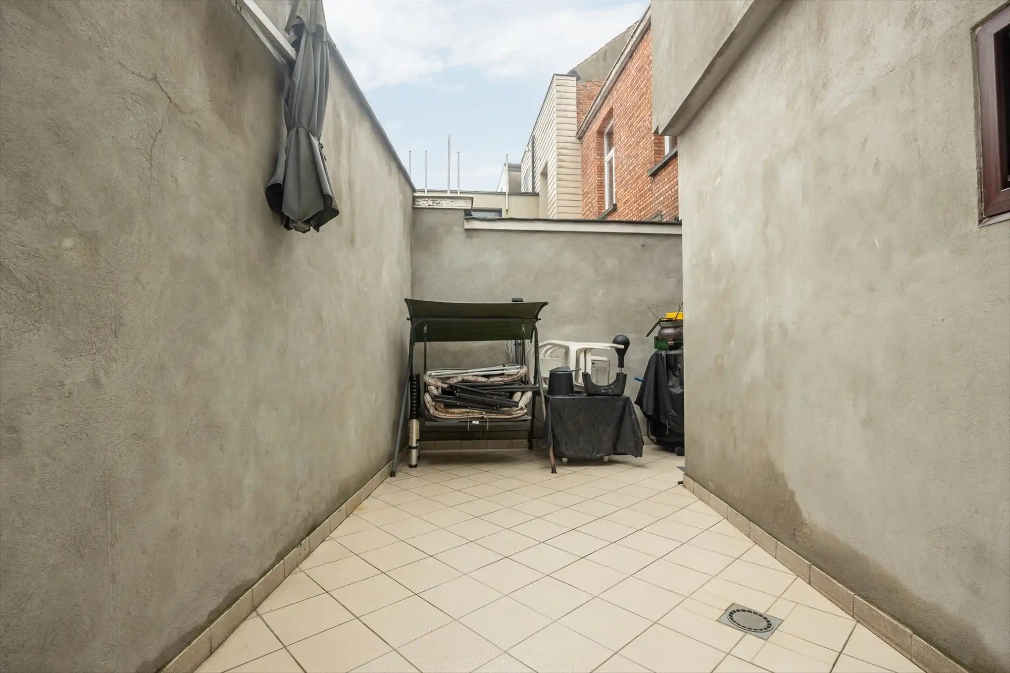 Instapklare woning met 2 à 3 slaapkamers en stadskoer foto 22