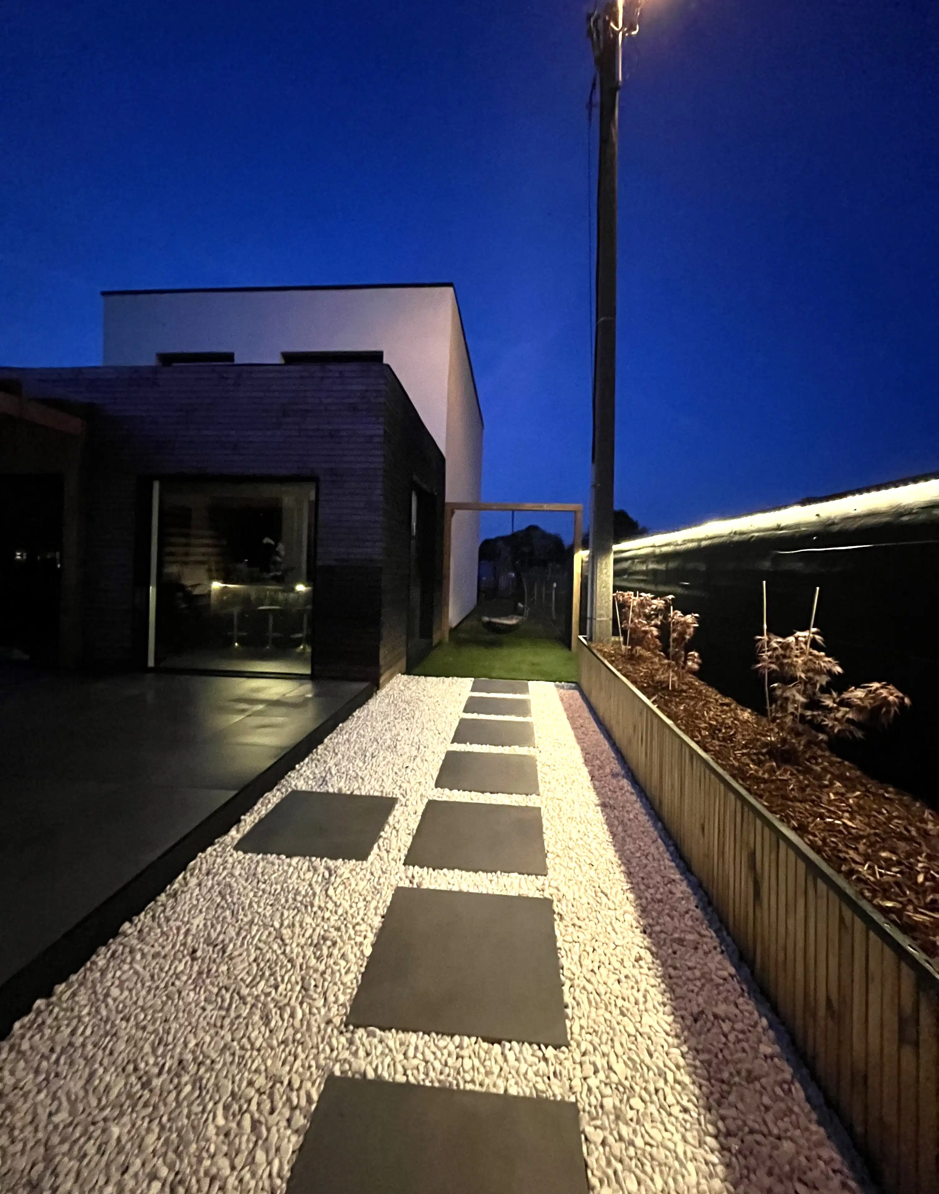 Instapklare en energiezuinige woning die tussen 2021 en 2026 grondig werd gerenoveerd, gelegen in het landelijke Smeerebbe-Vloerzegem. foto 35