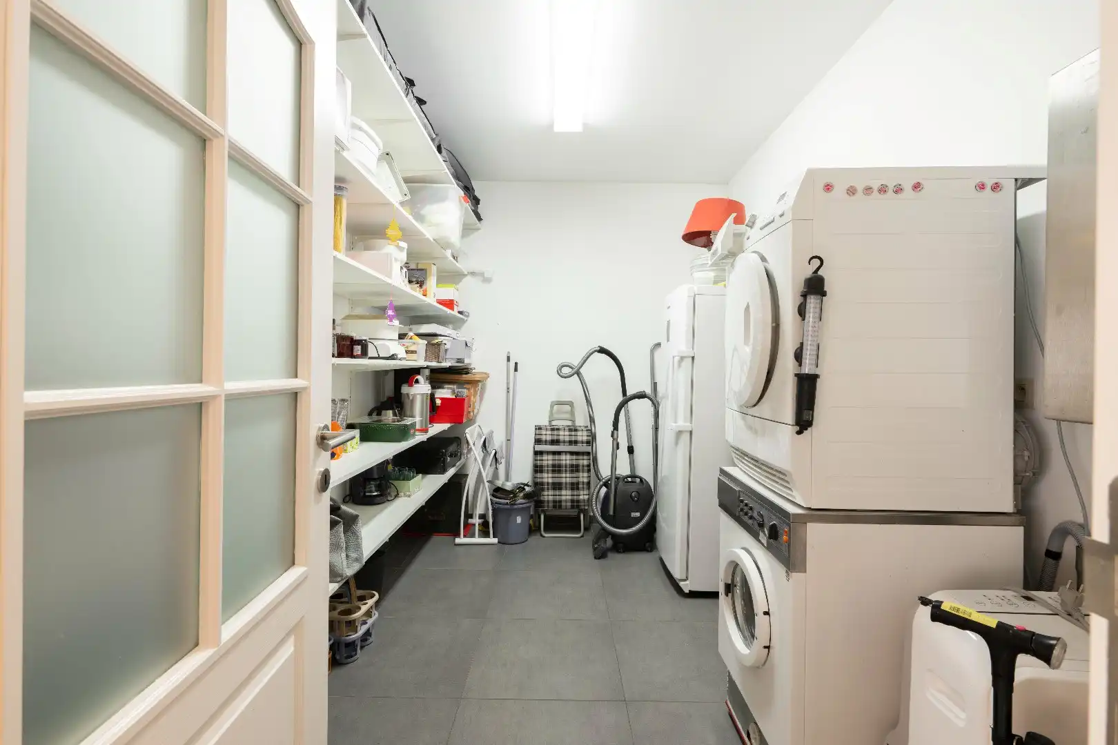 ZEER RUIM INSTAPKLAAR APPARTEMENT (130 m²) MET GARAGE EN RUIM TERRAS (60 m²) foto 8