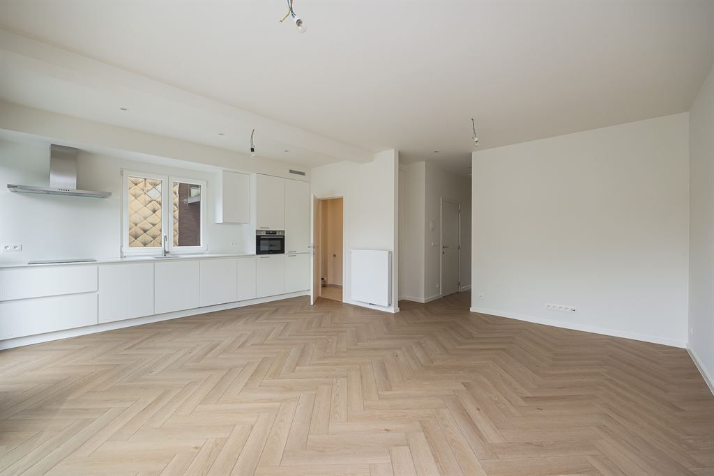 gerenoveerd appartement met zonnig terras foto 6