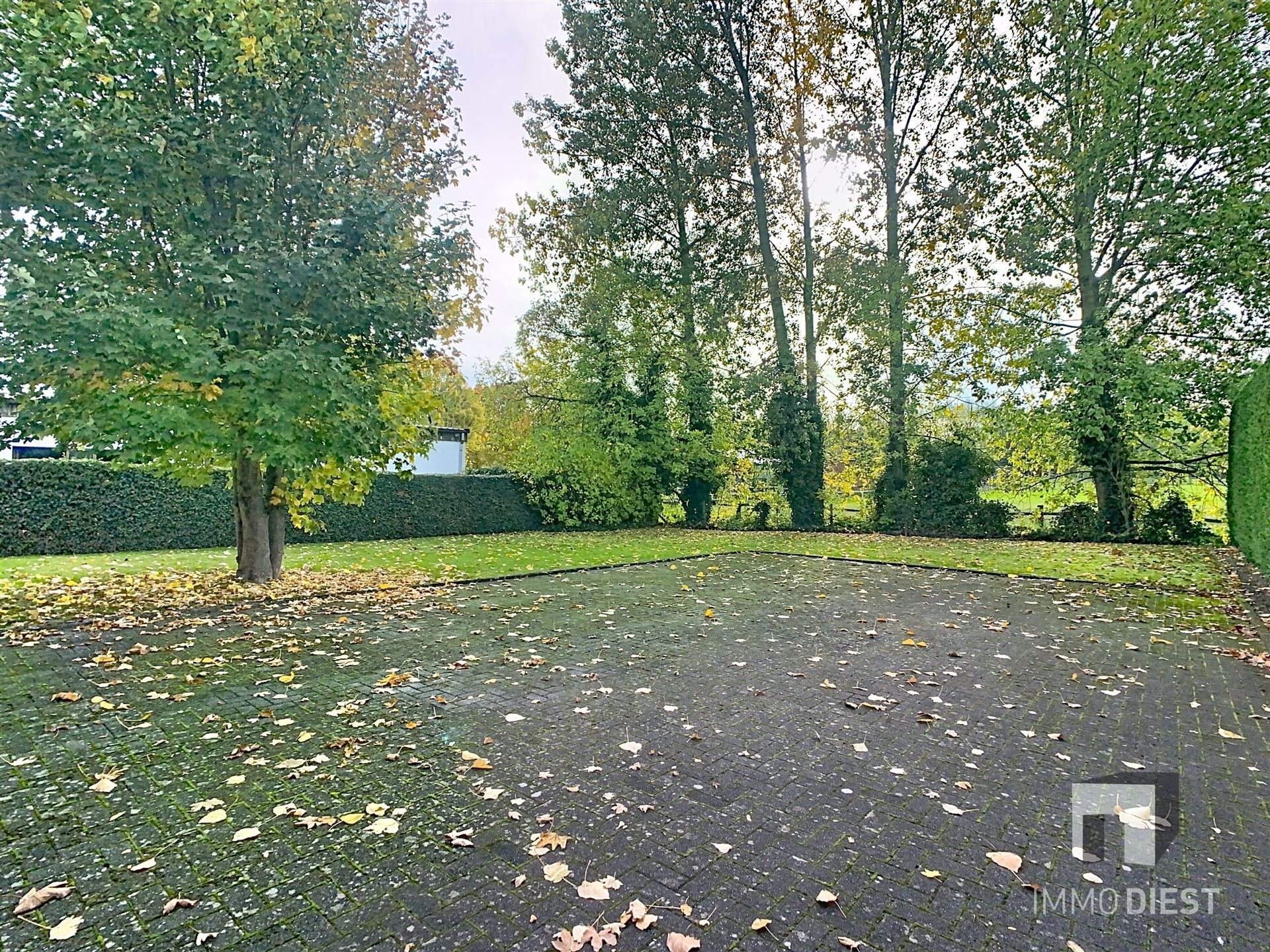 Kantoorgebouw met mogelijkheden foto 28