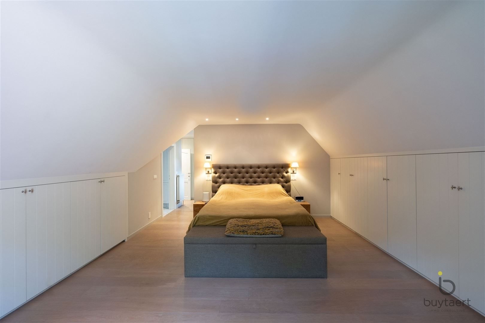 EXCLUSIEF: stijlvolle villa met een tijdloze inrichting op een toplocatie te Schilde! foto 47