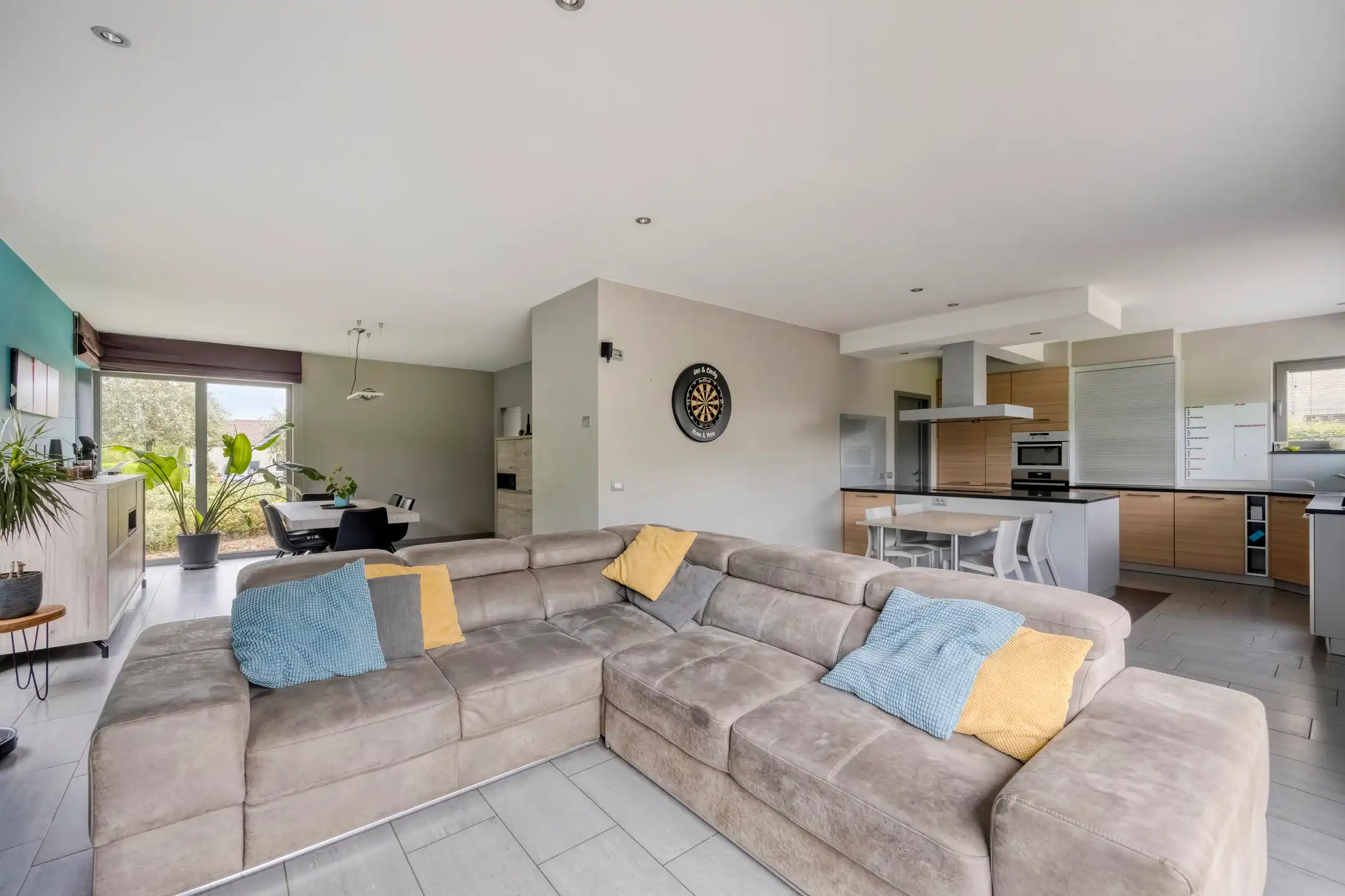 Energiezuinige woning (EPC A) met 4 slaapkamers nabij Leuven foto {{pictureIndex}}