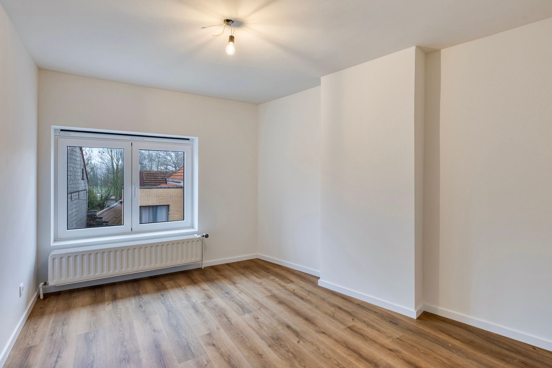 Instapklare woning met 3 slpk, garage en tuin! foto 17