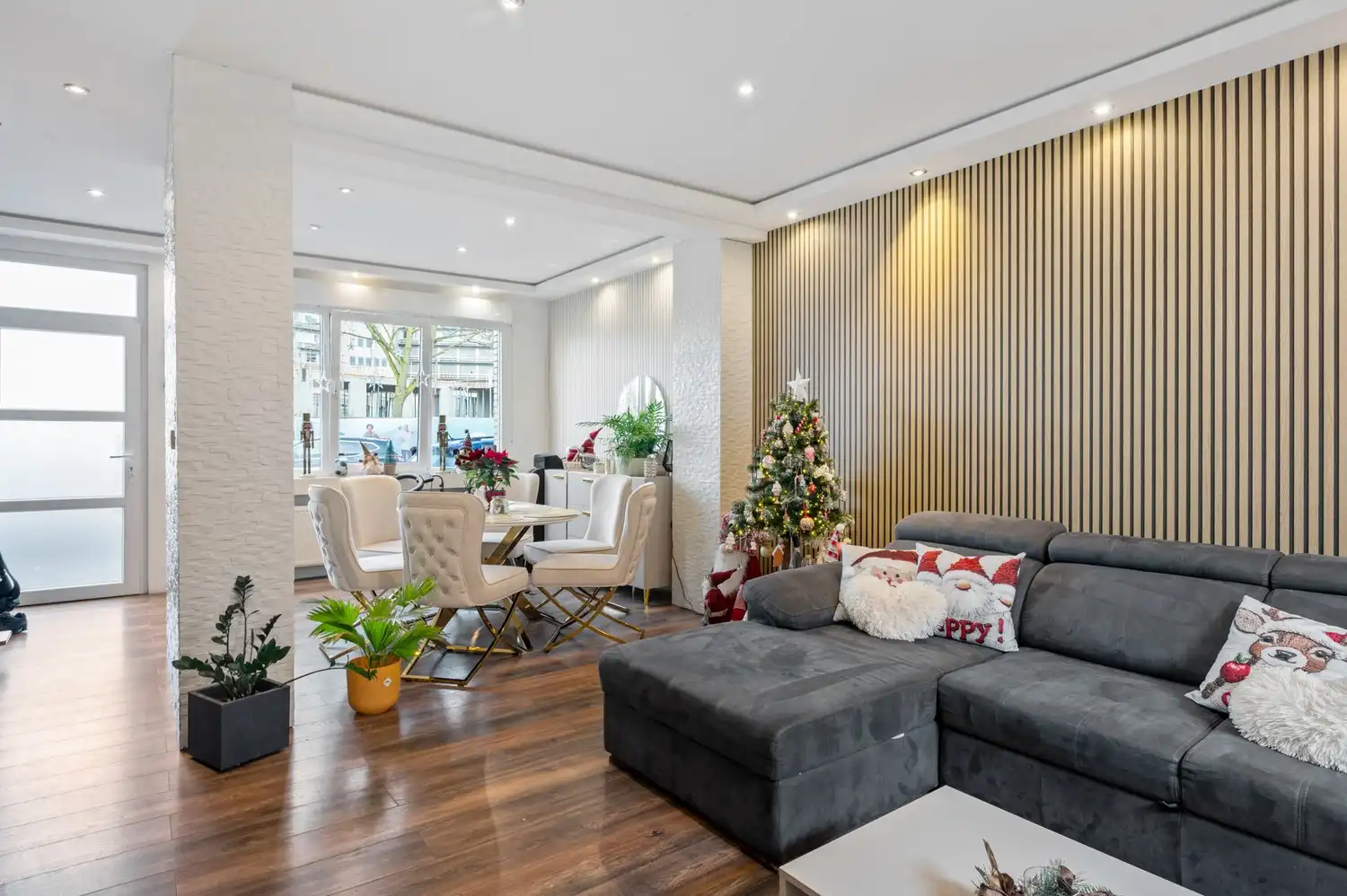 Huis met 3 à 4 slaapkamers en tuin te koop in Merksem foto 2