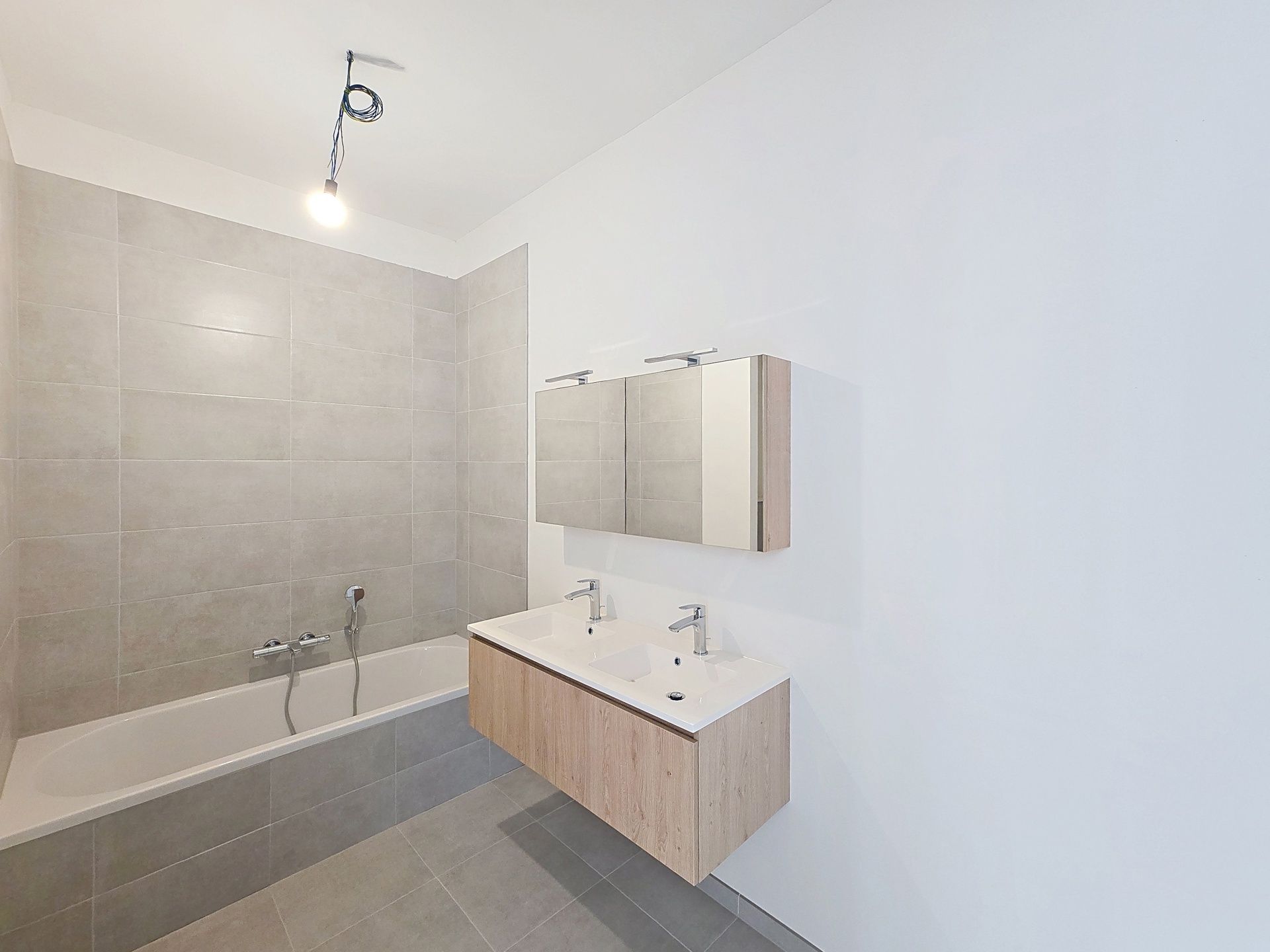 Canal Wharf : Stedelijke elegantie met adembenemend uitzicht foto 18