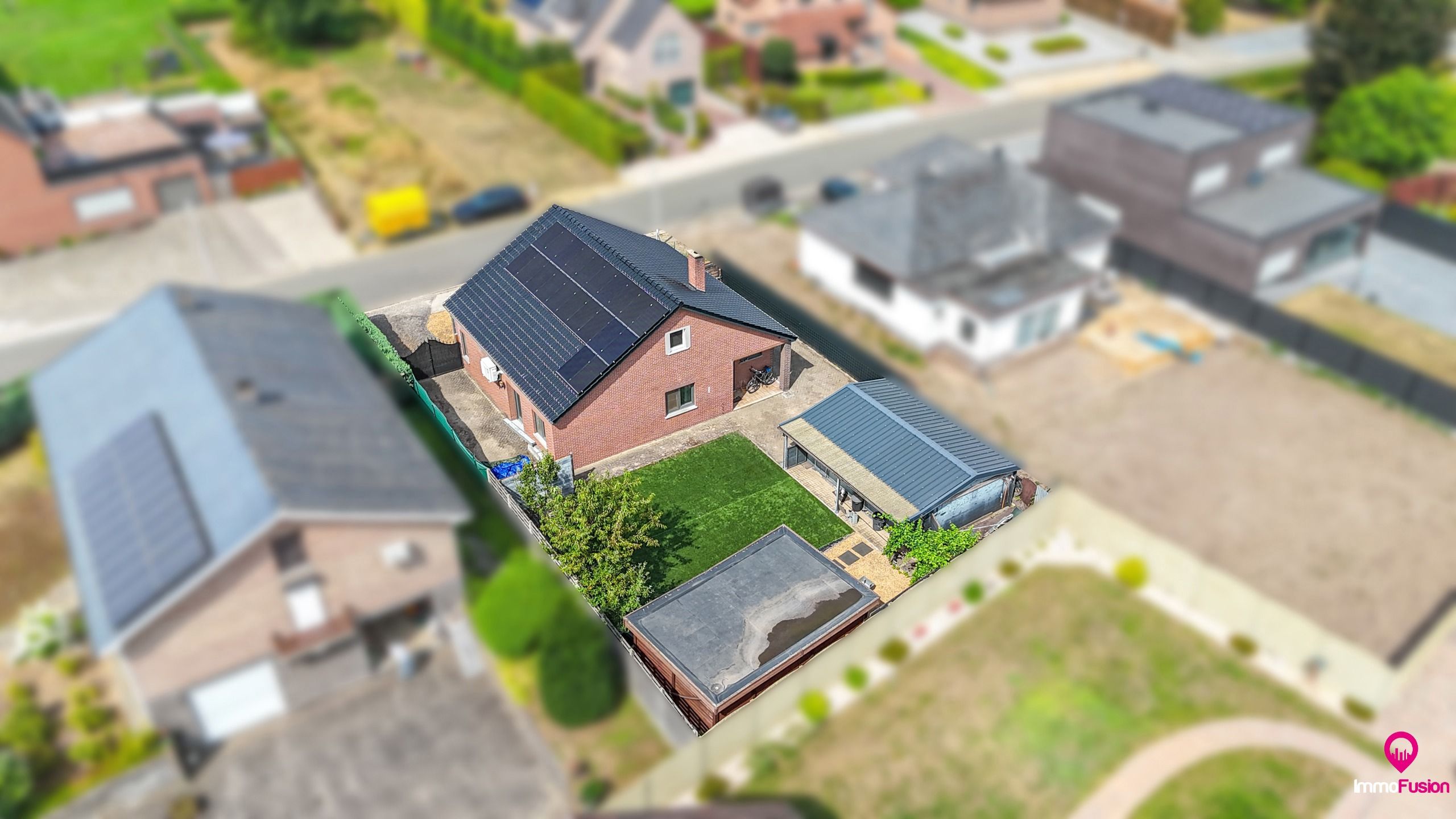 Instapklare gezinswoning met 4 slpks en mooie verzorgde tuin foto 31