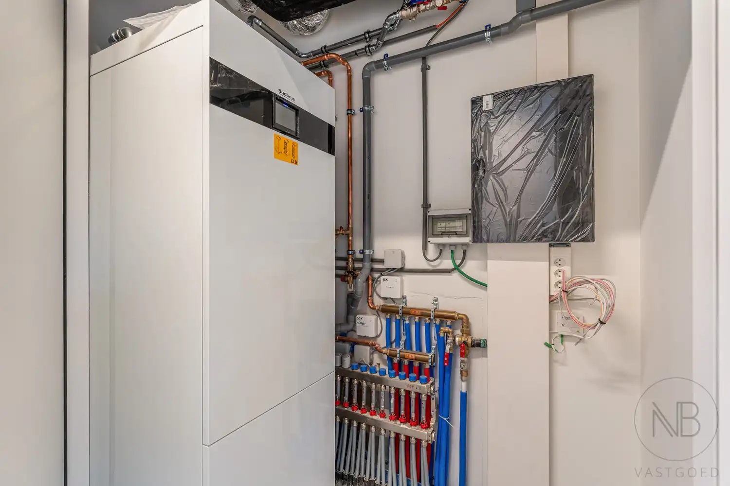 Nieuwbouwappartement met industriële uitstraling in het centrum van Genk! foto 16