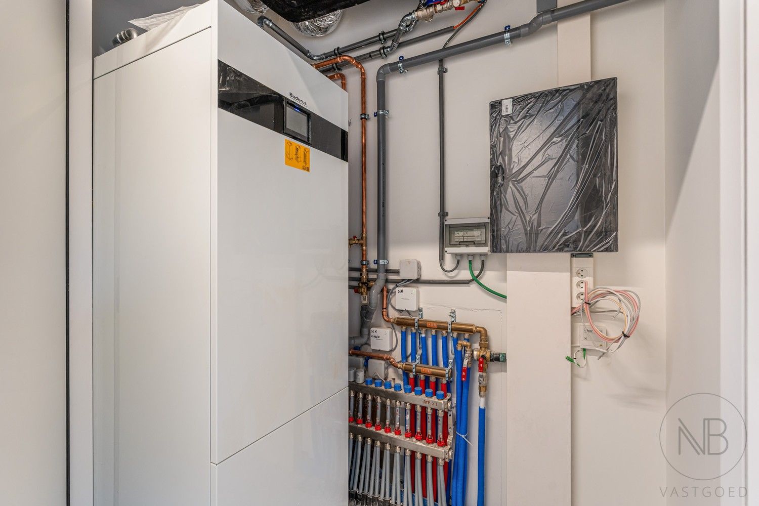 Nieuwbouwappartement met industriële uitstraling in het centrum van Genk! foto 16