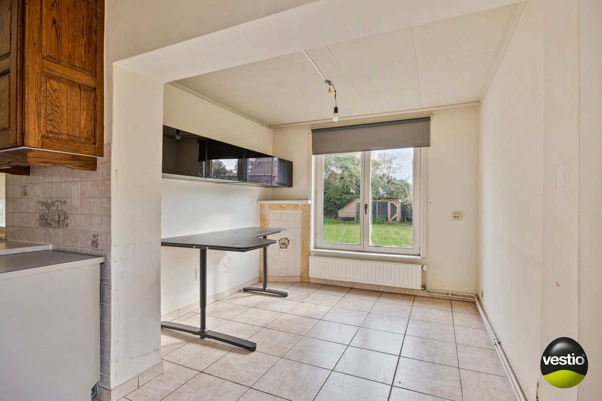 RUSTIG GELEGEN SPLIT LEVEL WONING OP 21A10CA TE KORTESSEM. foto 12