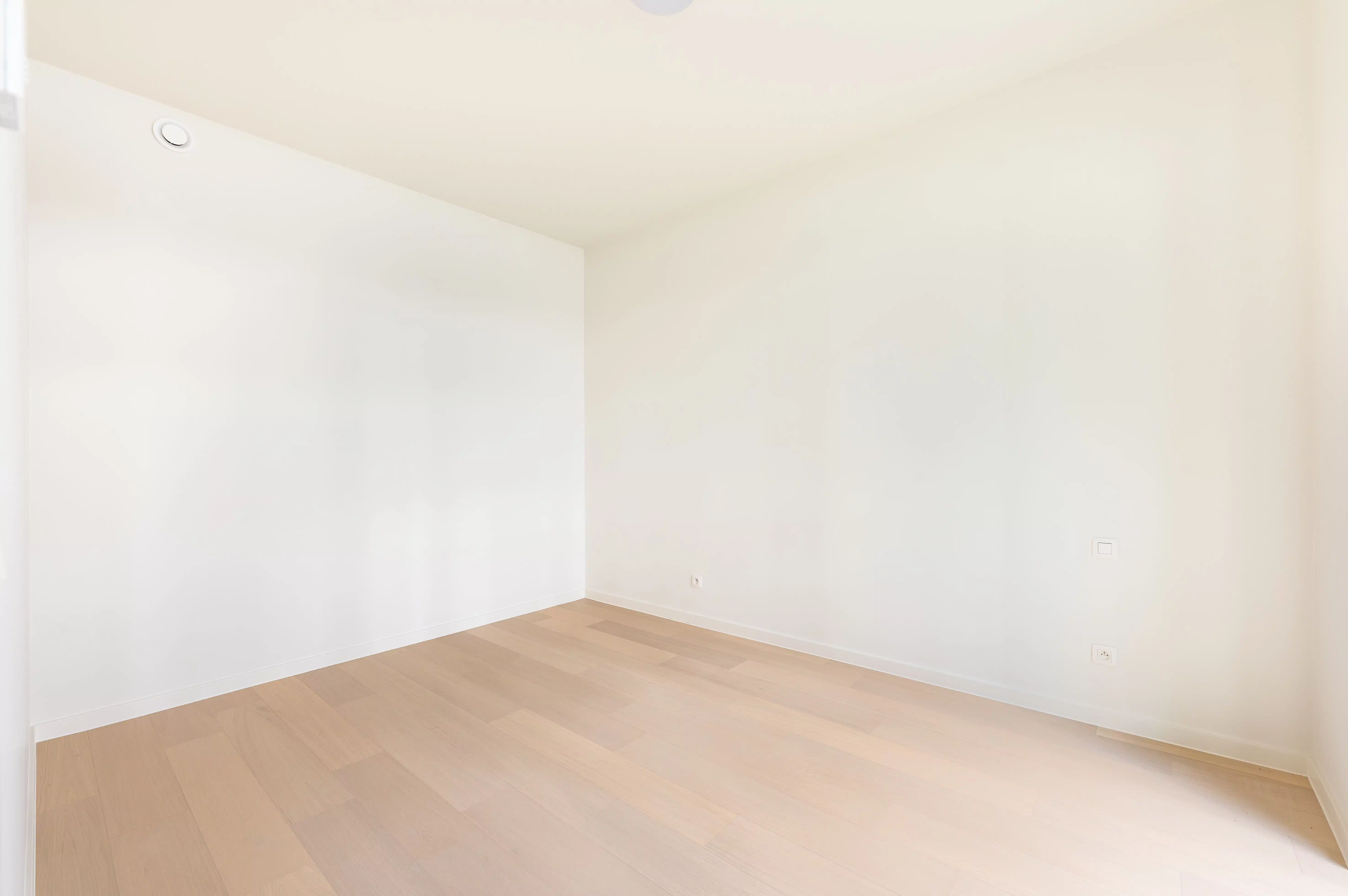 Appartement Te Huur foto 16