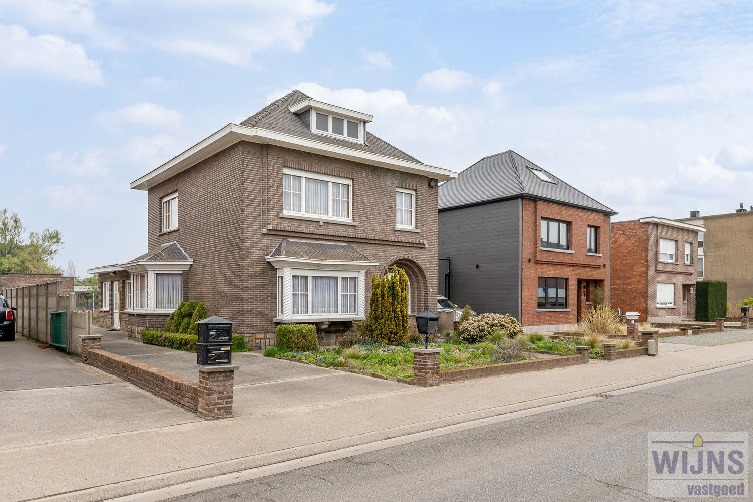 Hoofdfoto van de publicatie: Ruime woning met tuin.