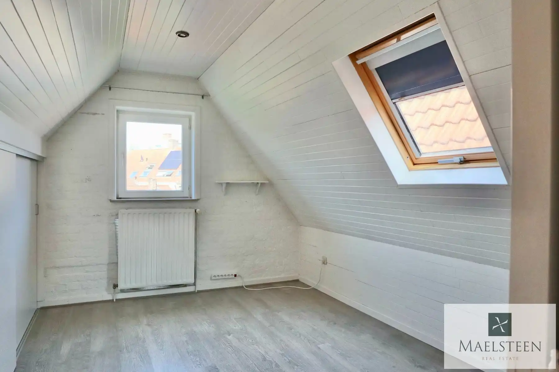 Instapklare trapgevelwoning, gelegen in Brugge centrum foto 17