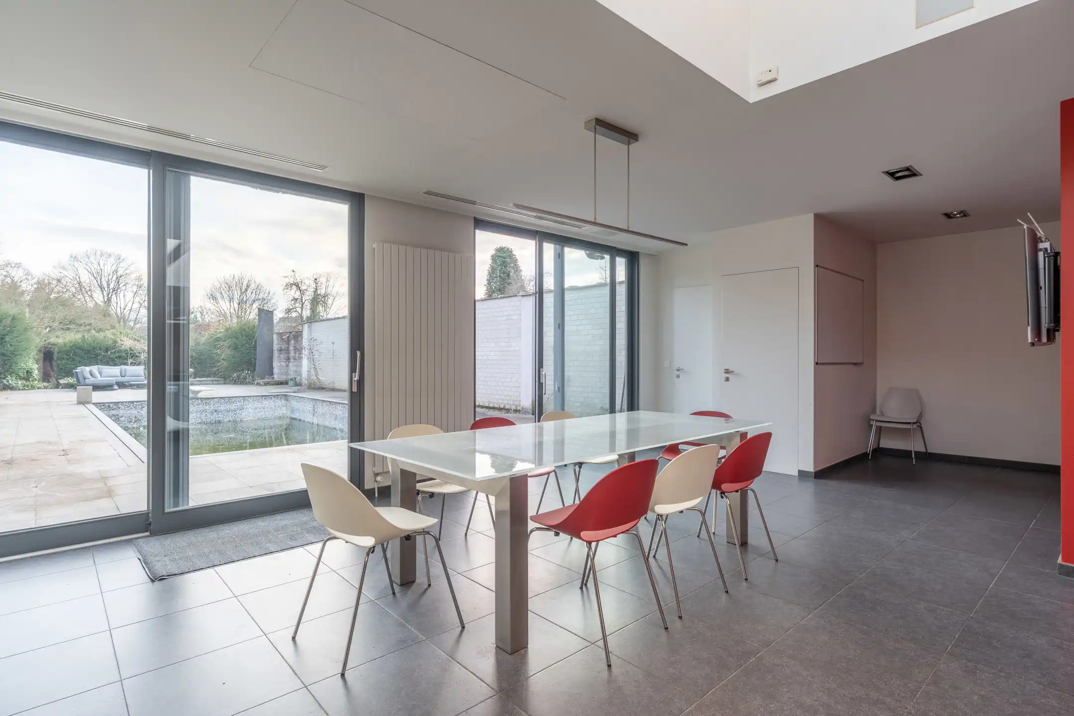 Verrassend ruime en luxueuze gezinswoning op rustige ligging foto 15