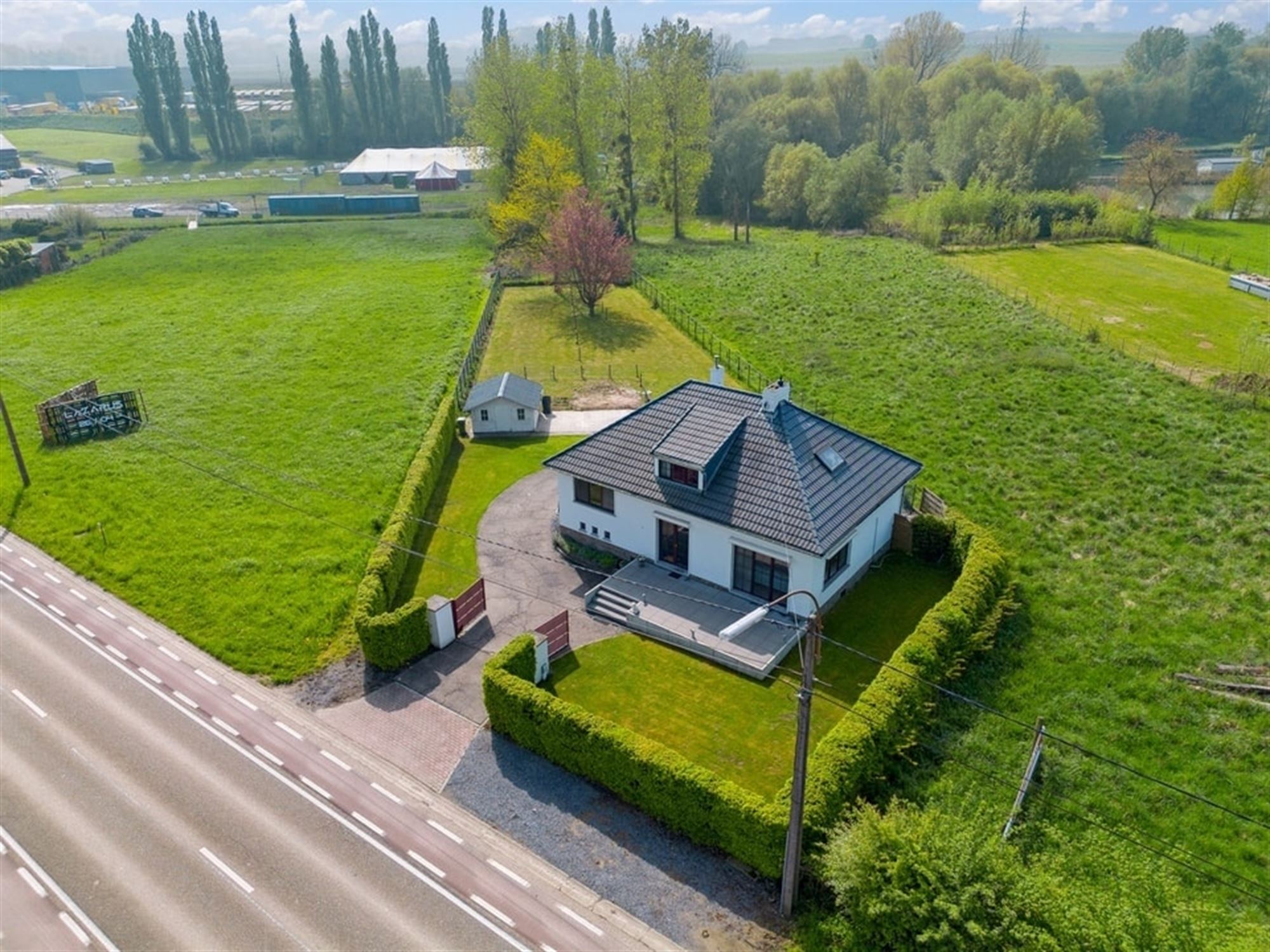 KARAKTERVOLLE WOONST OP EEN KNAP PERCEEL IN BORGLOON  foto 2