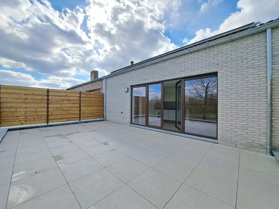 Modern ruim energiezuinig duplex appartement te Dilsen-Stokkem foto 21