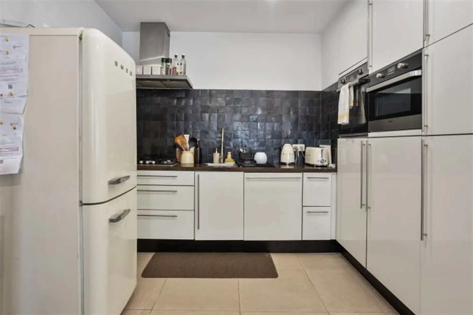 Instapklaar appartement met 2 slaapkamers en groot terras.  foto 7