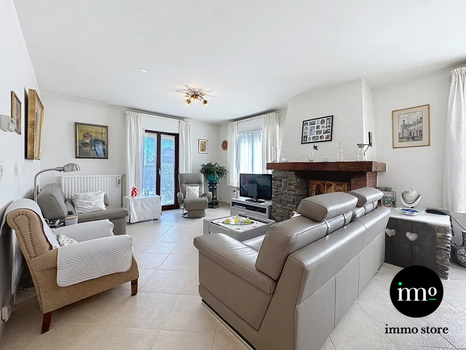 Charmante open bebouwing, bungalow, met veel potentieel! foto 6