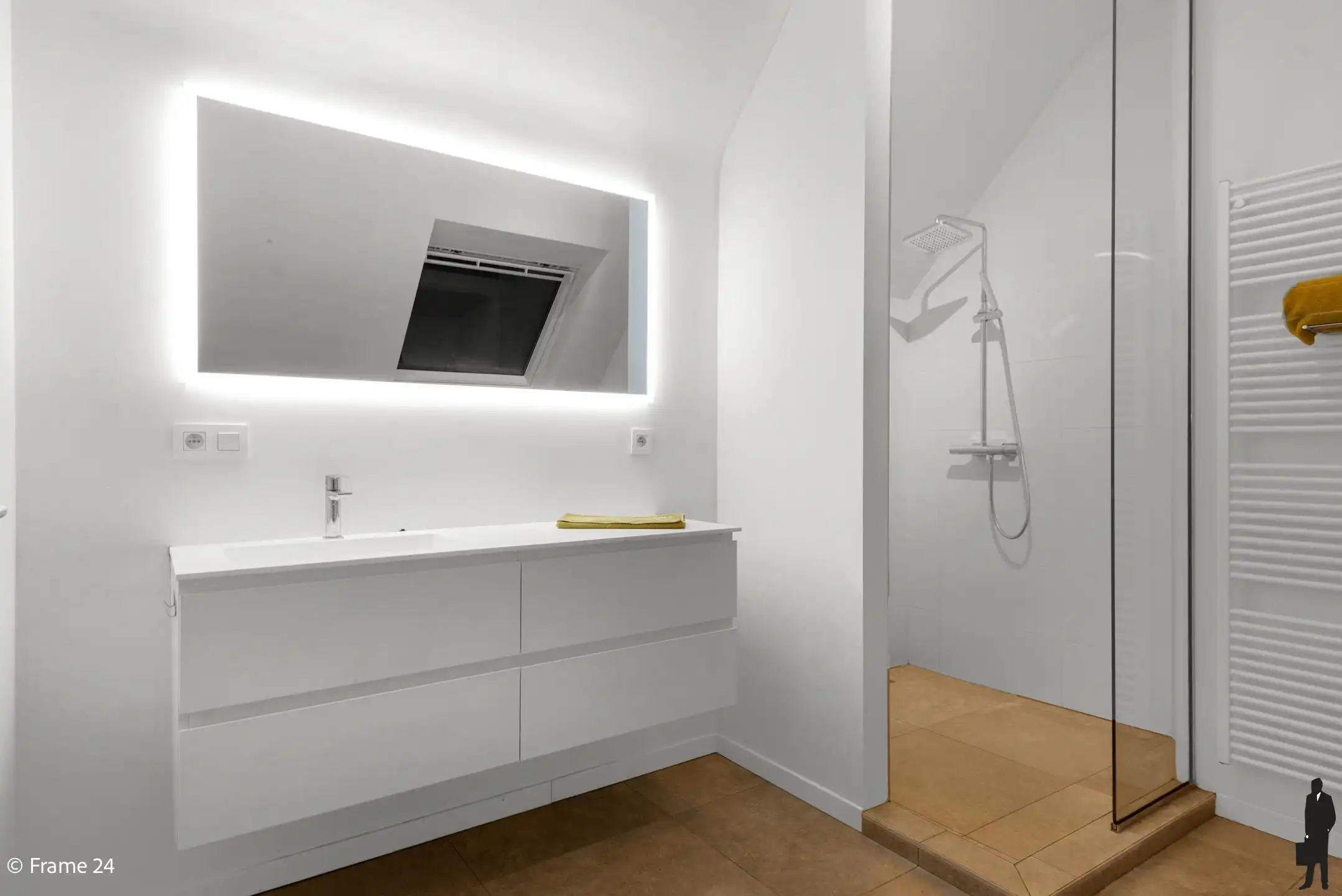 Luxe duplex appartement in het centrum van Heide.  foto 13