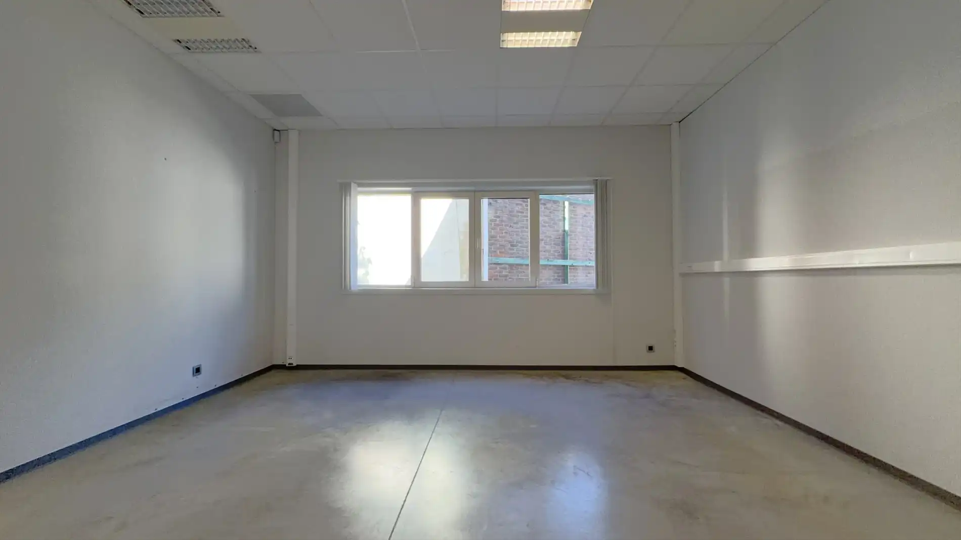 Gerenoveerde kantoorruimte te huur aan Begijnhoflaan in Gent foto 6