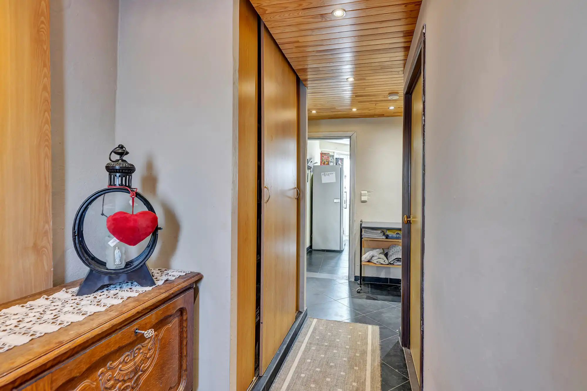 Gezellige woning met 3 slpks en knus terras te Roosdaal foto 2