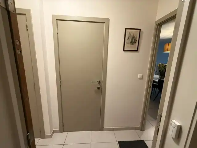 Ruim en toegankelijk 2-slaapkamerappartement met terras in Waregem foto 2