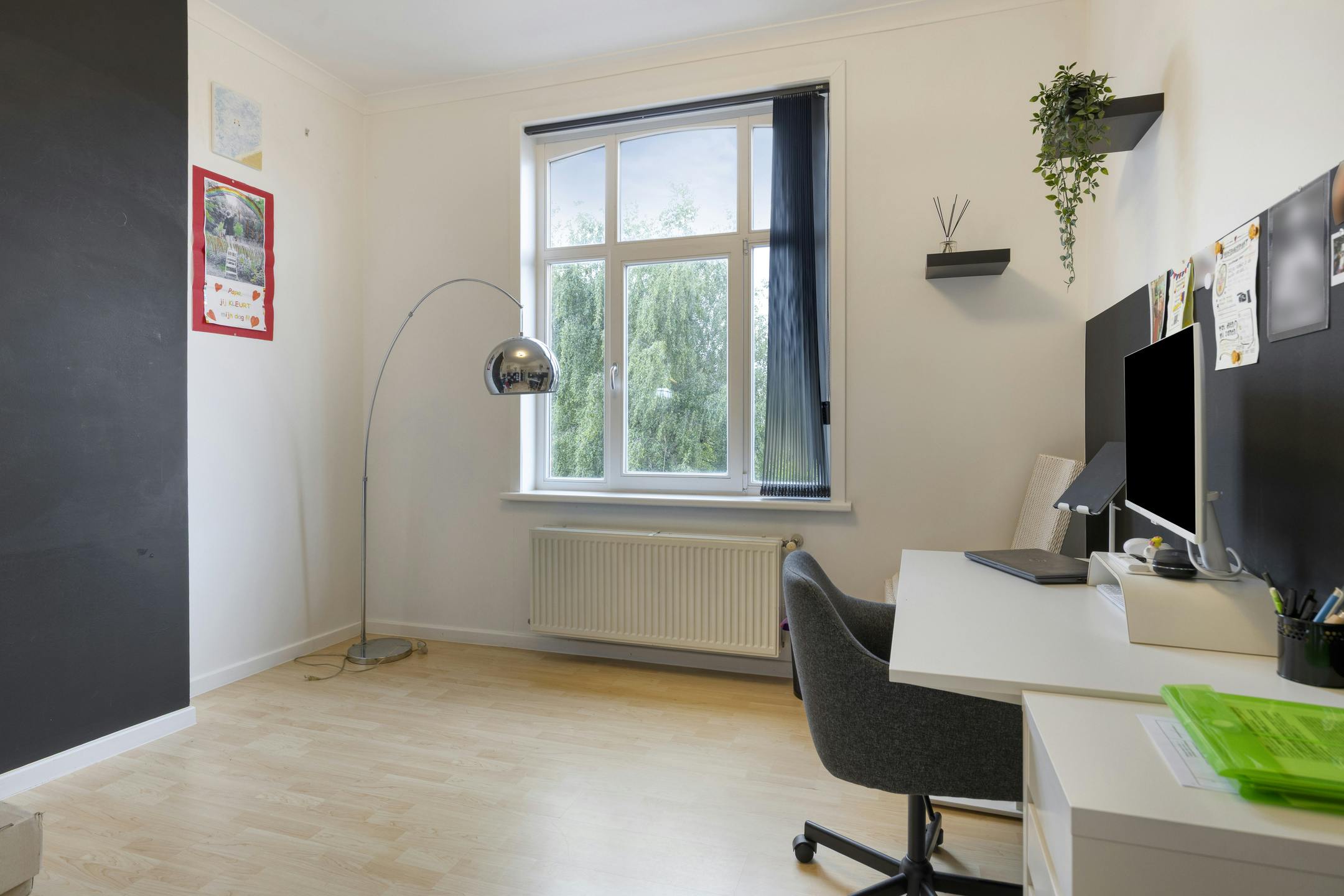 Instapklaar huis met 5 slaapkamers in Assebroek  foto 10