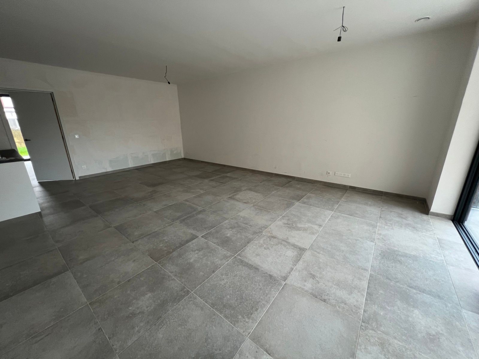 Nieuwbouw GLV app met 3 slpk - 2x terras - tuin - parking foto 7