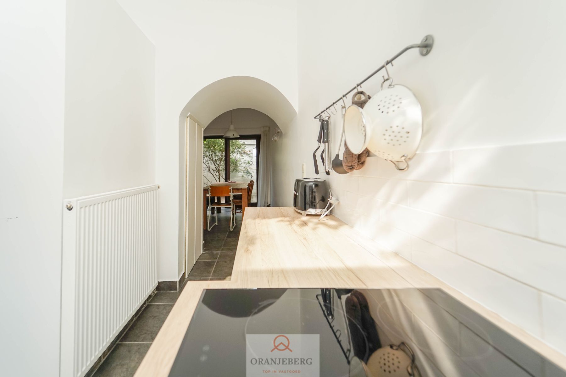 Charmante, gerenoveerde woning nabij Dampoort foto 11